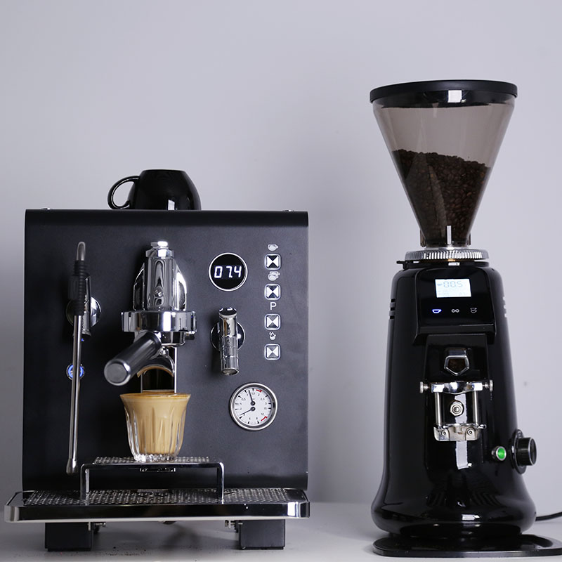 業務用ピンクセミオートエスプレッソコーヒーメーカー - Commercial Espresso Machine のレビューと価格